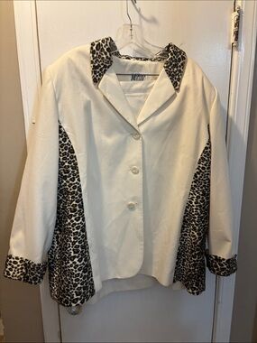 Morgan Miller Plus 24W Cream skirt suit with Leopard Trim 26-386